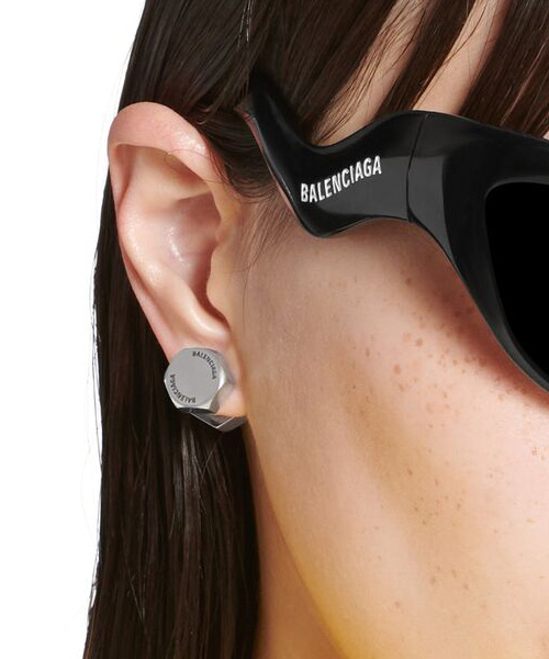 발렌시아가 로고 엔틱 이어링