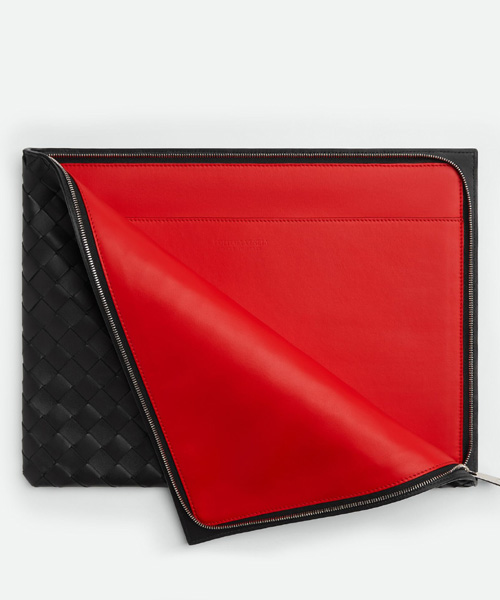 인트레치아토 하프 지퍼 파우치