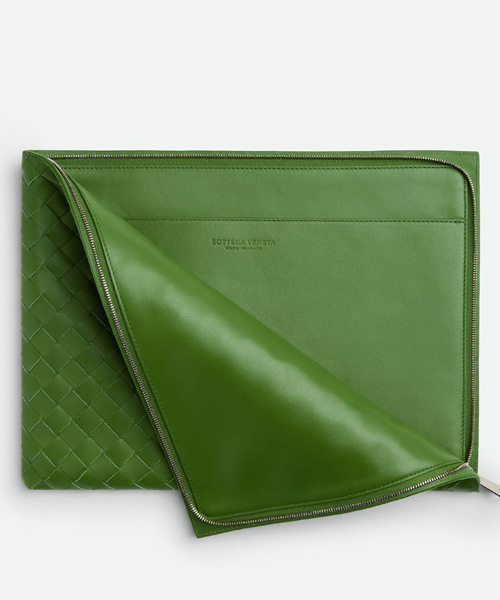 인트레치아토 하프 지퍼 파우치