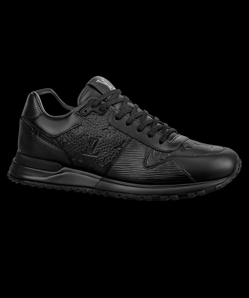 런어웨이 스니커즈