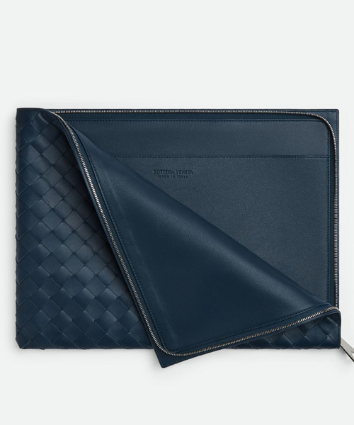 인트레치아토 하프 지퍼 파우치