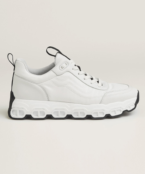 임펄스 스니커즈