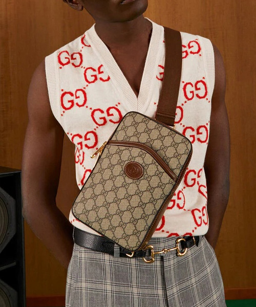 인터로킹 G 슬링 백팩