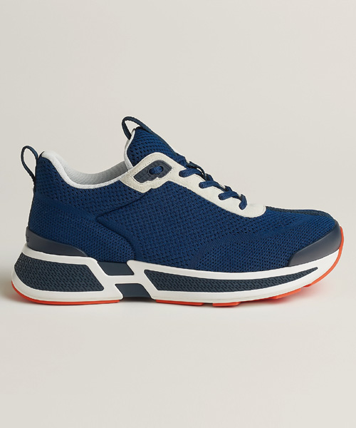 히어로 스니커즈