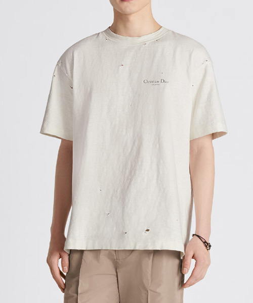 COUTURE 캐주얼 핏 티셔츠