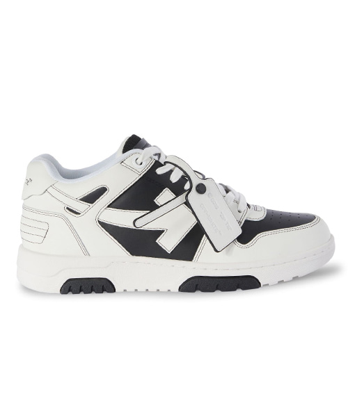 아웃 오브 오피스 스니커즈