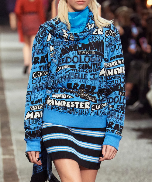 타이포그래피 자수 풀 오버