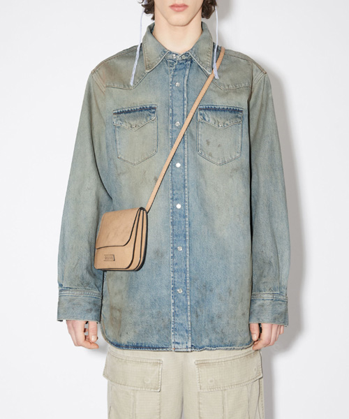 데님 버튼업 셔츠