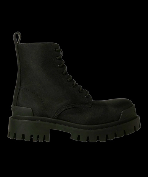 스트라이크 부츠