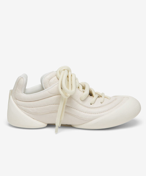 플렉션 스니커즈