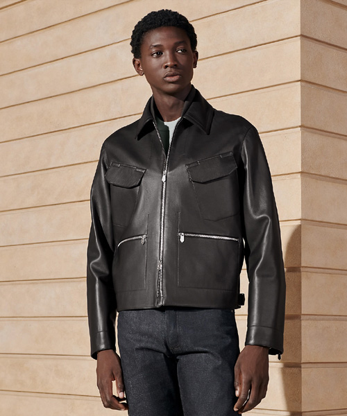 스트레이트 지퍼 재킷