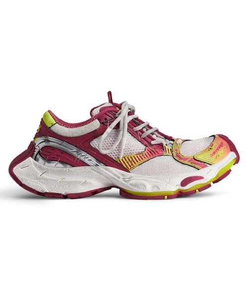 스테이플러 스니커즈