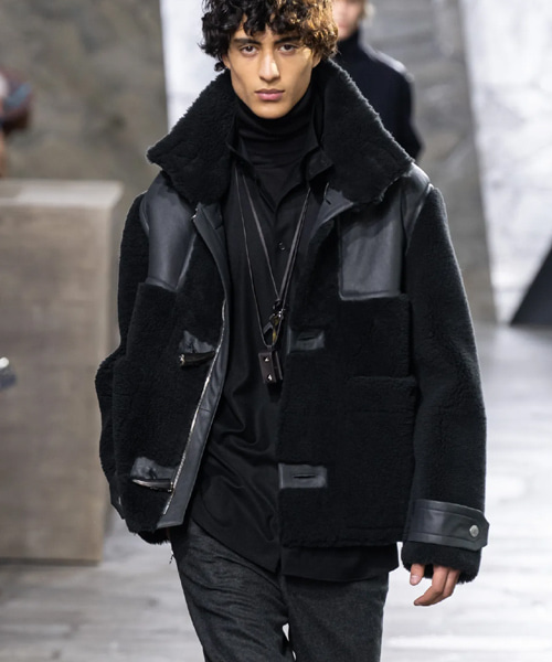 가죽 싱글 버튼 숏 코트