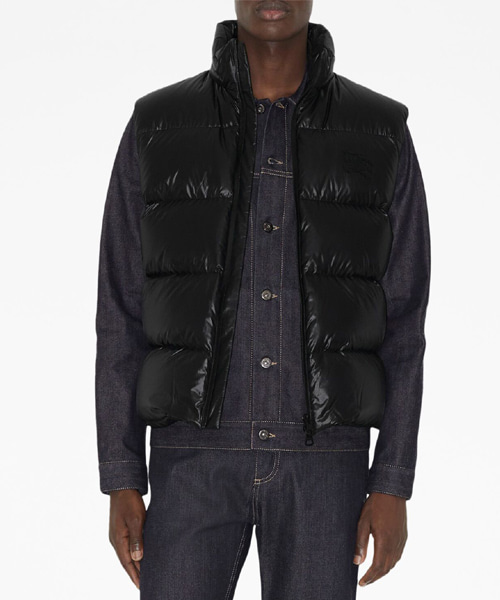 시그니처 패치 패딩 베스트