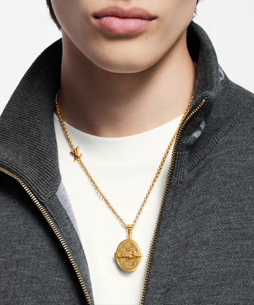 LV 도그 펜던트 네크리스