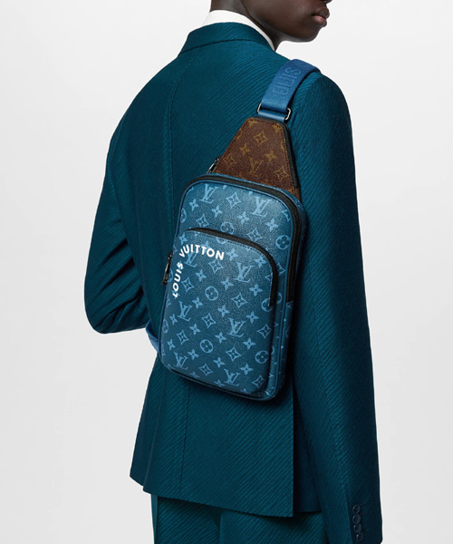 애비뉴 슬링백 NM