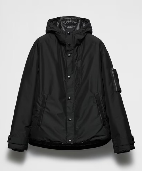 기능성 소재 후드 다운 재킷