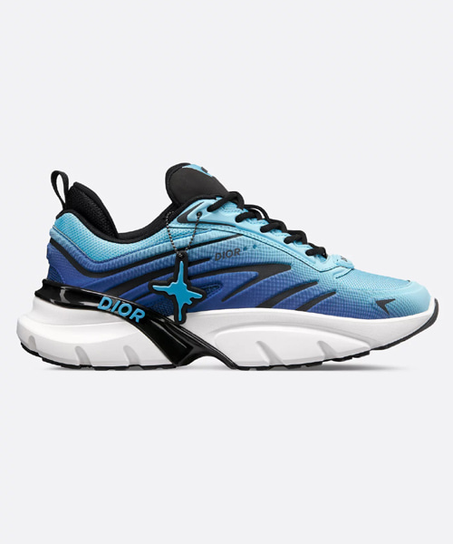 B44 BLADE 스니커즈