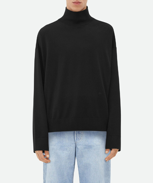 울 터틀넥 스웨터