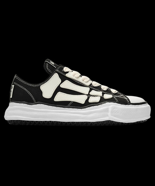 x AMIRI본즈 스니커즈