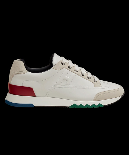 트레일 스니커즈