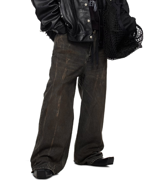 블랙 배기 데님 팬츠