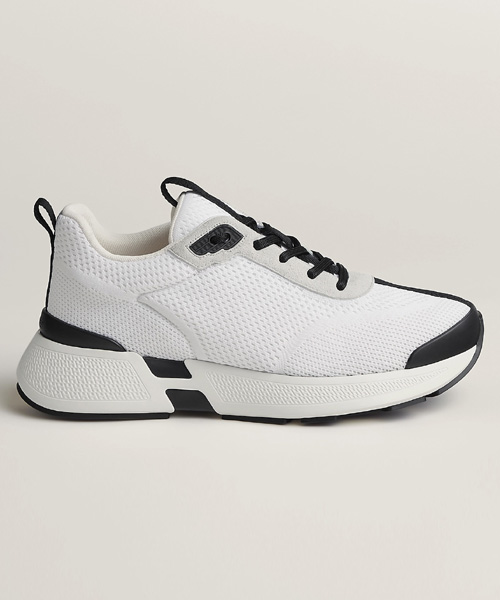 히어로 스니커즈