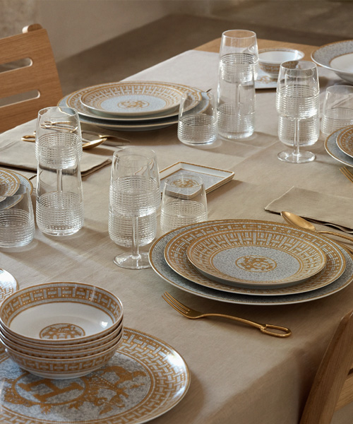 MOSAIQUE AU 24 골드 식기 세트
