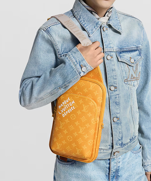 57TH STREET NYC 에비뉴 슬링백