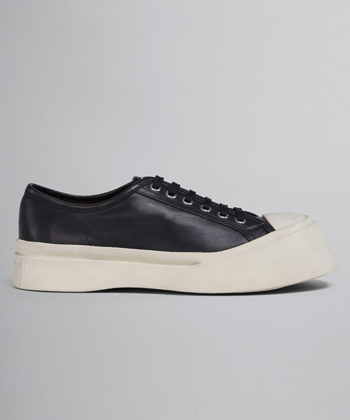 파블로 레이스업 스니커즈