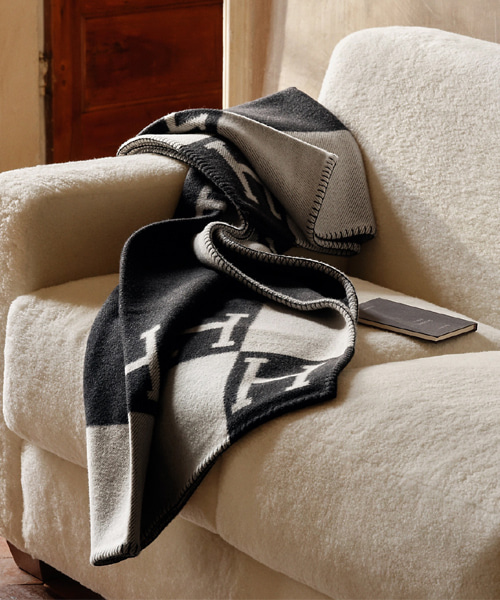 아발론 III 블랭킷