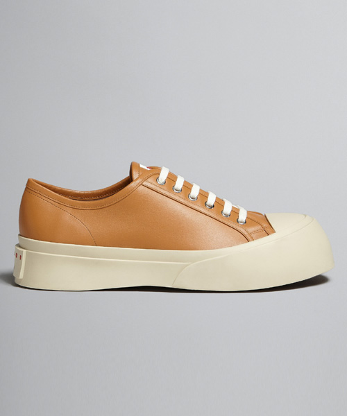 파블로 레이스업 스니커즈