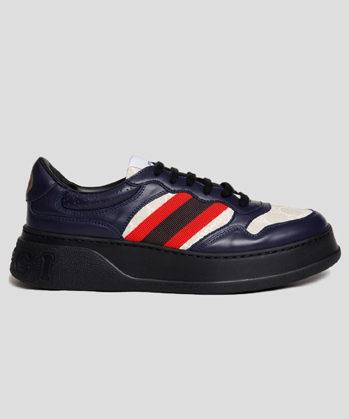 레이스업 스니커즈