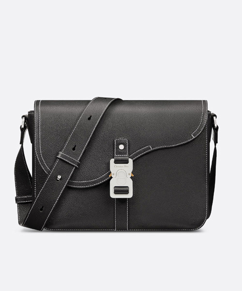 새들 플랩 스트랩백