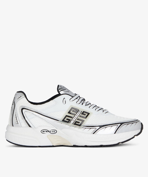 NFNTY-52 스니커즈