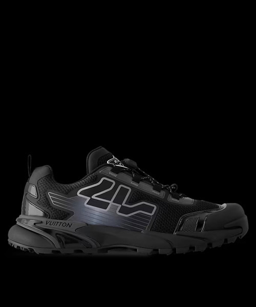 LV 러너 태틱 스니커즈