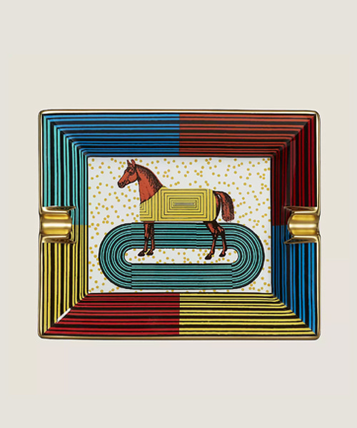 GARDE-ROBE POP 재떨이