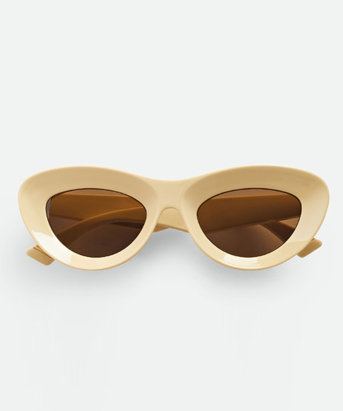 샤프 캣 아이 선글라스