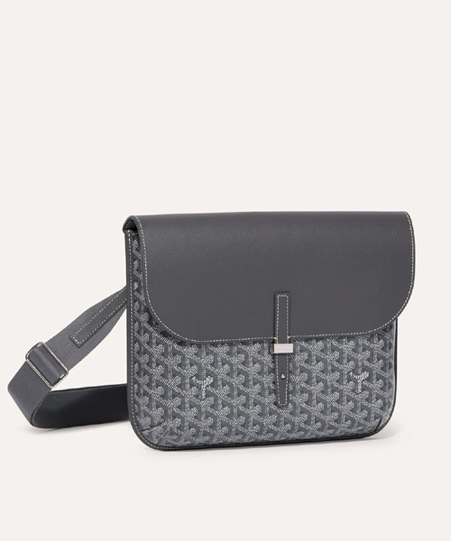 쿠르지에 메신저백