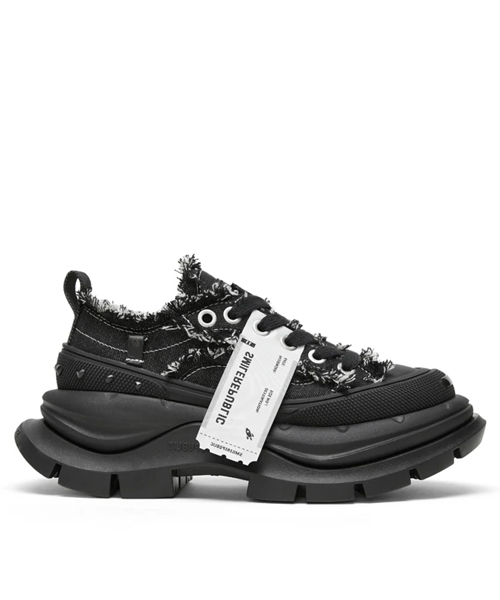 클래식 로우탑 스니커즈