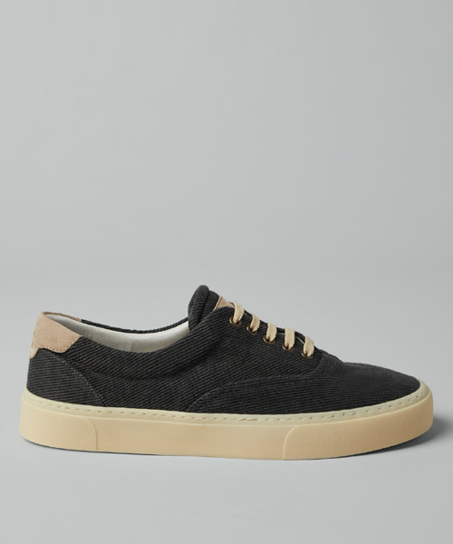 캔버스 스니커즈