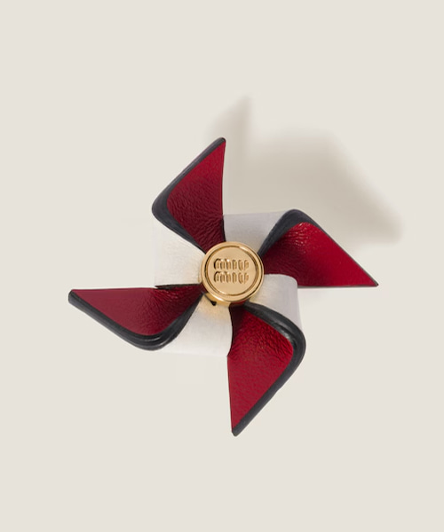 가죽 핀휠 브로치