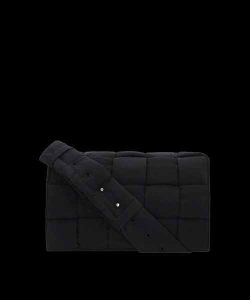 라지 패딩 테크 카세트백