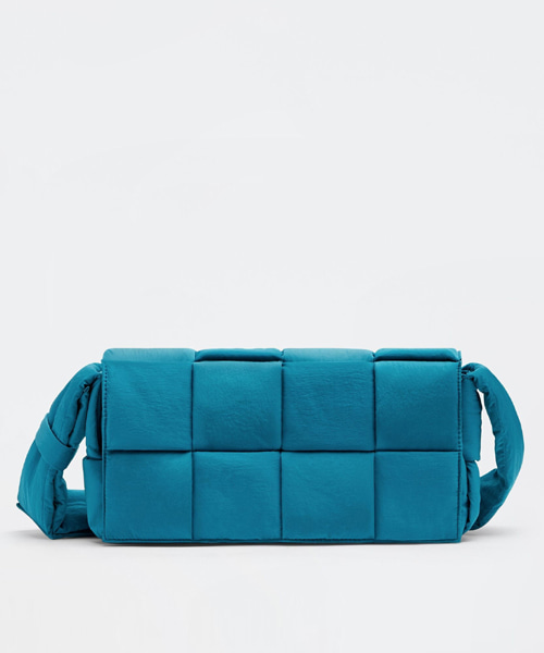 패딩 테크 카세트백