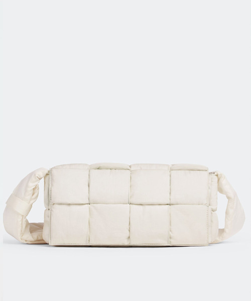 패딩 테크 카세트백