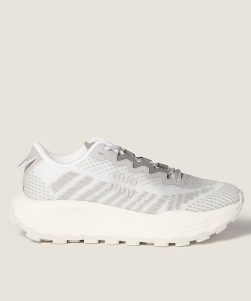 테크니컬 패브릭 스니커즈