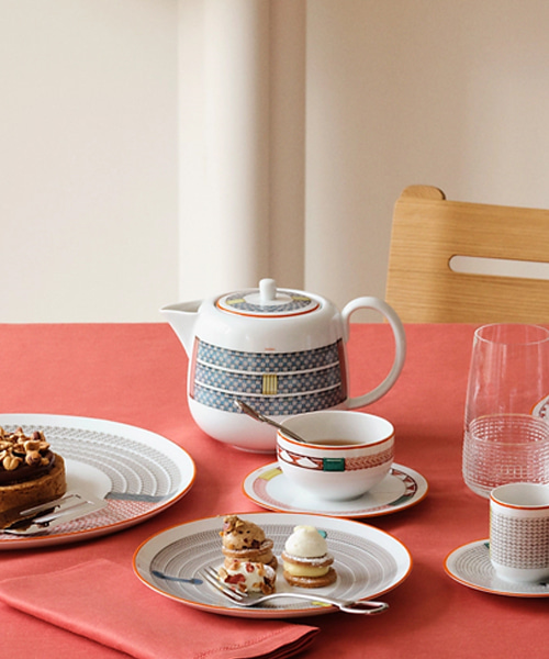 TRESSAGES EQUESTRES 찻잔 세트