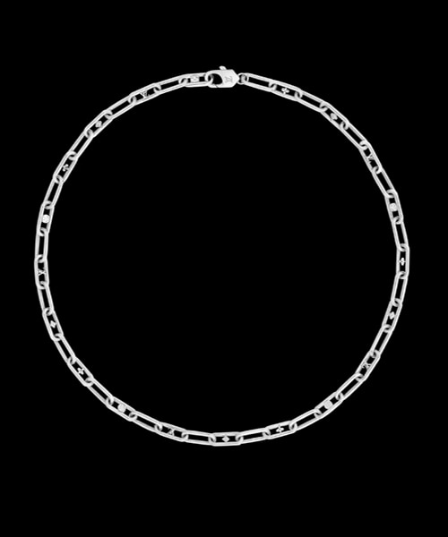 슬릭 모노그램 네크리스