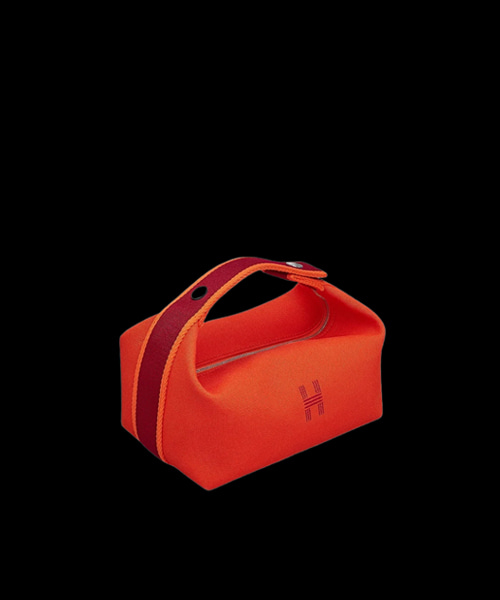 라지 브리드 어 브랙 케이스