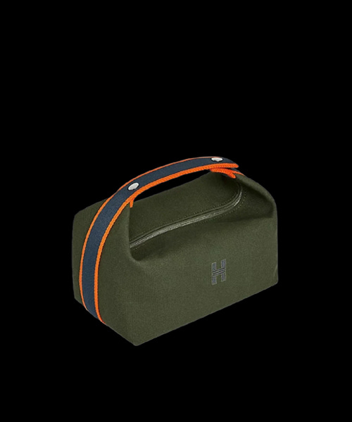 라지 브리드 어 브랙 케이스